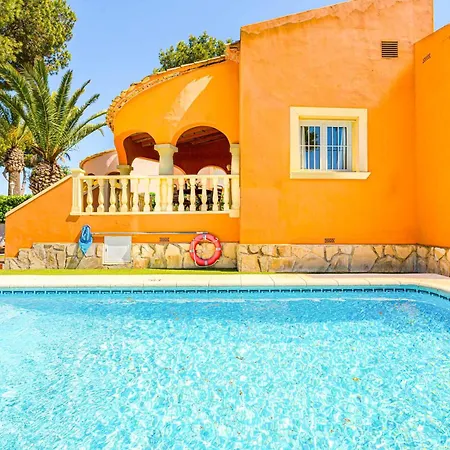 Pinya Villa *