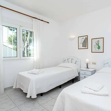 Pinya Villa